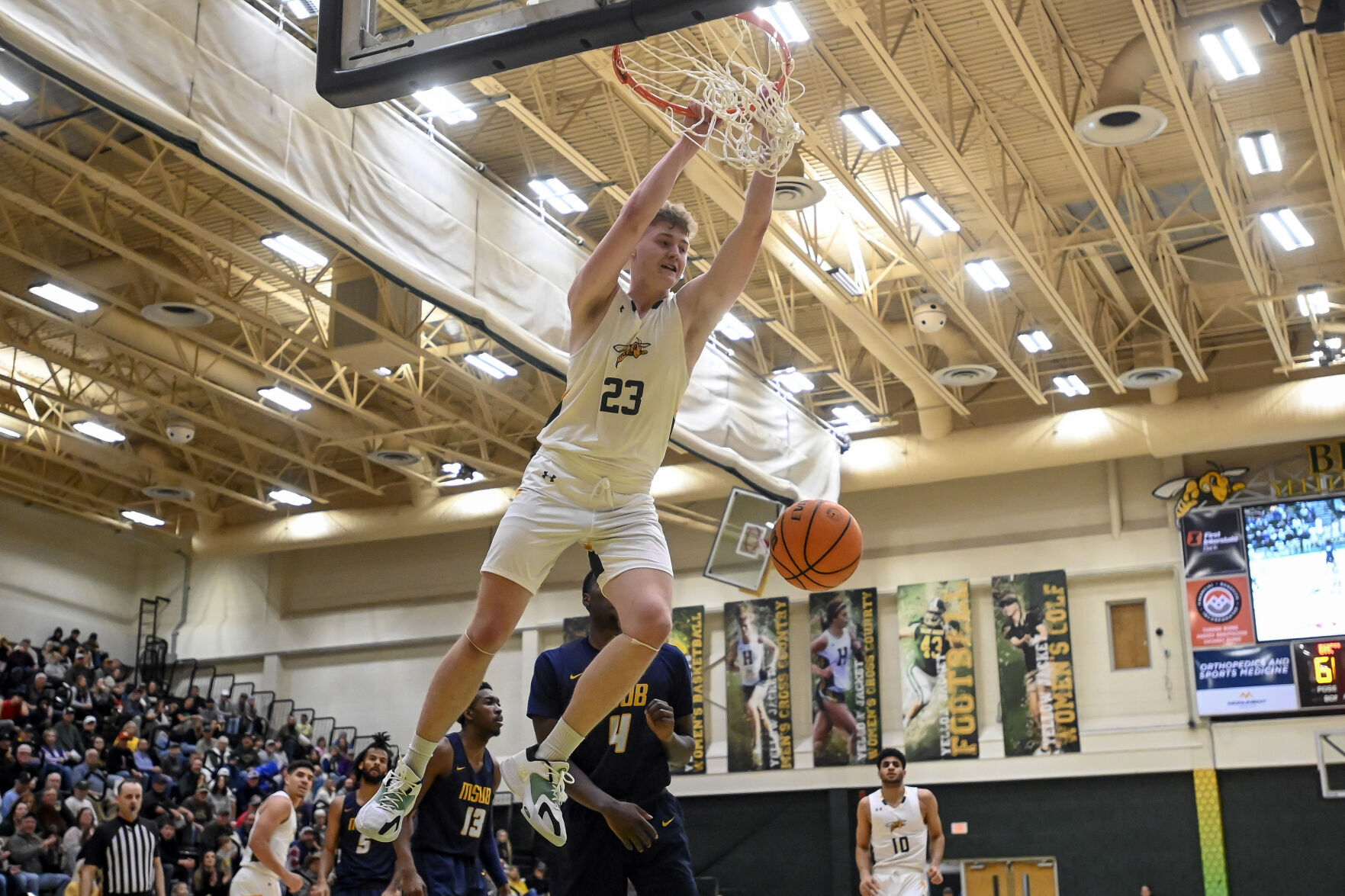 112322-BHSUmen44.jpg
